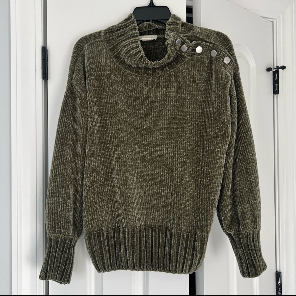 Cynthia Rowley Green Velvet Feel Turtleneck Sweater with Silver Accent Pieces